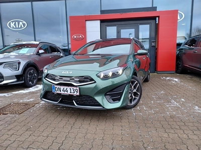 Kia Ceed 1,6 PHEV Upgrade Premium SW DCT 5d