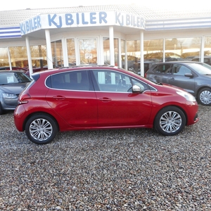 Peugeot 208 1,6 BlueHDi 100 Envy Sky 5d