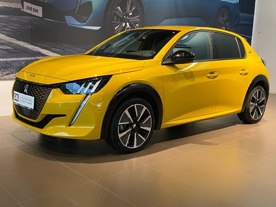 Peugeot e-208 50 GT 5d