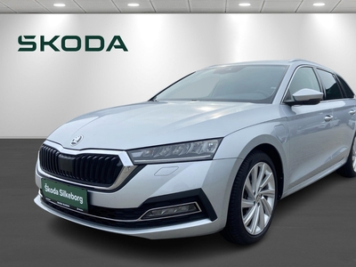 Skoda Octavia 1,4 TSi iV Plus Combi DSG 5d