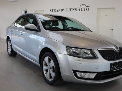 Skoda Octavia 1,6 TDi 105 Elegance DSG 5d