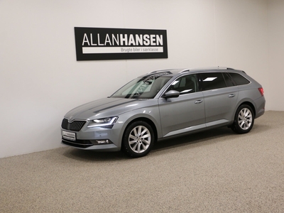 Skoda Superb 2,0 TDi 150 Style Combi DSG 5d