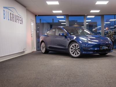 Tesla Model 3 Long Range AWD 4d