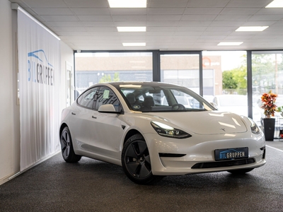 Tesla Model 3 Long Range AWD 4d