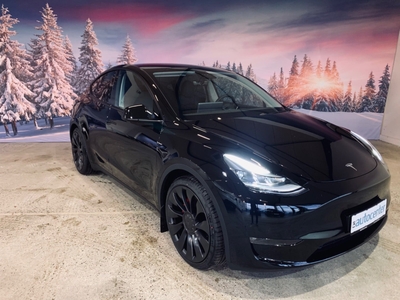 Tesla Model Y Performance AWD 5d