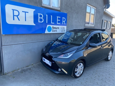 Toyota Aygo 1,0 VVT-i x-wave Sky 5d