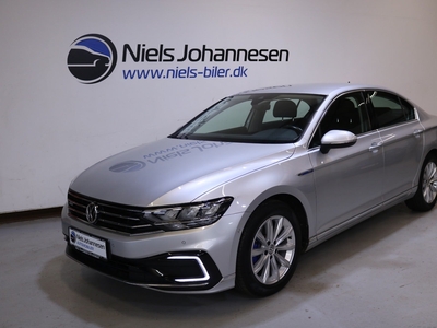 VW Passat 1,4 GTE DSG 4d