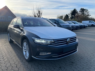 VW Passat 1,5 TSi 150 Elegance Variant DSG 5d