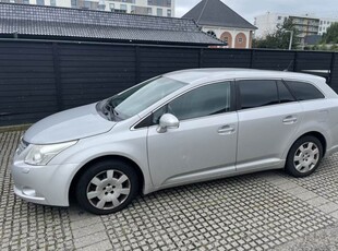 Toyota Avensis 2,0 STW D-4D.DPF.MAN