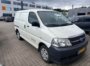 Toyota HiAce 2,5 D-4D 95 Komfort kort