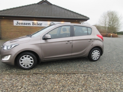 Hyundai i20 1,25 Comfort 5d