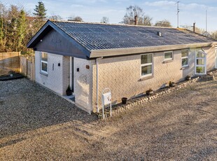 VILLA MED MULIGHEDER I NATURSKØNNE OMGIVELSER