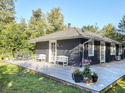 Skønt sommerhus i attrakttivt område nær lækker sandstrand