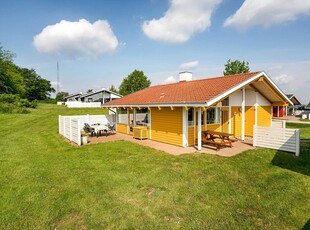 Dejligt feriehus tæt ved golfbane og strand