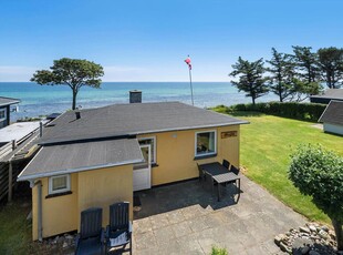 Sommerhus med fantastisk beliggenhed på Samsø ved stranden tæt på Ballen