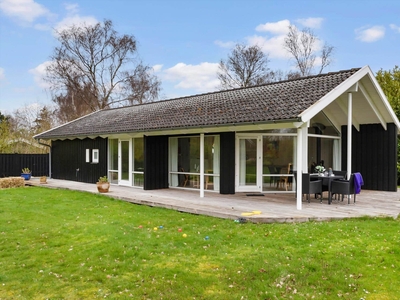 Dejligt sommerhus i et smukt område ved badestrand på det nordlige Samsø