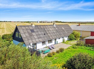 Skønt sommerhus i fantastisk natur