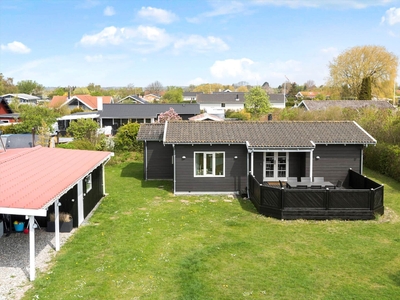 Moderniseret hus, tæt på strand