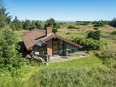 Hyggeligt sommerhus på god beliggenhed i Tversted