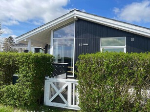 Dejligt sommerhus med spa, sauna og skøn beliggenhed ved As Vig strand, Juelsminde