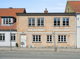 Til salg - Adelgade 9, 4720 Præstø