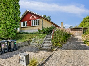 Til salg - Bakkehældet 1, Valløby, 4600 Køge