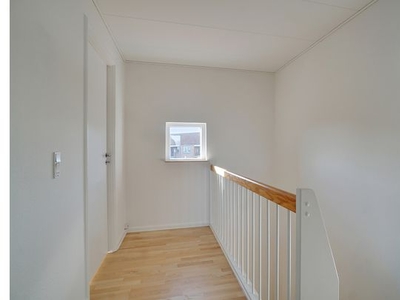 Lej 3-værelses lejlighed på 92 m² i Egå