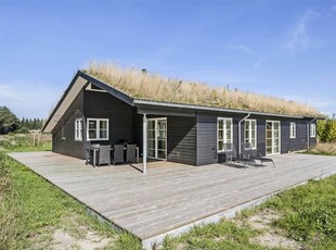 Flot og moderne sommerhus i Saltum