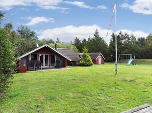 Hyggeligt sommerhus med anneks i Kongsmark