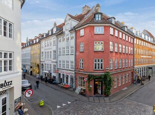 Til salg - Larsbjørnsstræde 25, 3., 1454 København K