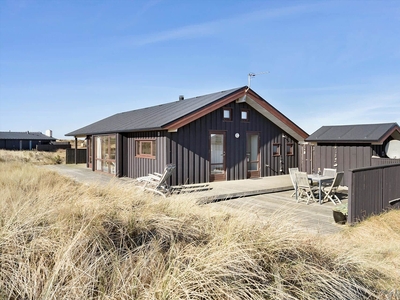 Stemningsfuldt sommerhus ved Vesterhavet