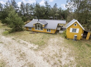 Dejligt og velholdt sommerhus i fredfyldt område tæt på Vesterhavet