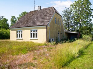 FAMILIEVENLIG VILLA I NATUREN - NU MED NY PRIS