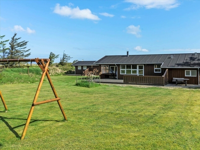 Skønt sommerhus med spa og sauna nær Saltum Strand