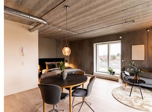 Lej 4-værelses lejlighed på 106 m² i København S