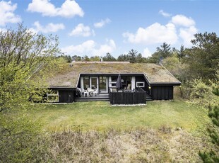 Flot og traditionelt sommerhus i det smukke Fosdalen