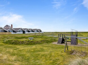 DEJLIG FERIELEJLIGHED TÆT PÅ RØMØ HAVN