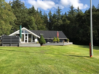 Velholdt sommerhus i lukket område ved Ålbæk Strand