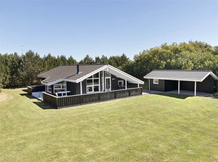 Skønt og velholdt sommerhus på god grund