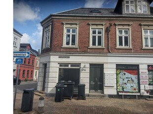 Lej 2-værelses lejlighed på 70 m² i Odense