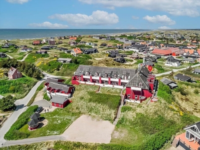 Sommerhus 4 personer Hjelmevej 15 App 6854 Henne Strand