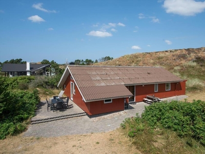 Sommerhus 6 personer Hjelmevej 6854 Henne Strand