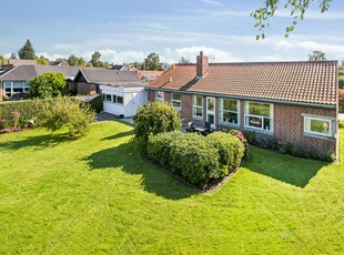 6962057 Plantagen 16, Stensballe - Spændende Orla Kjeld Bothe villa