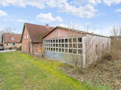 714-1948 Hvejselvej 105, Bjerlev - Charmerende villa med gode og rummelige udhusbygninger