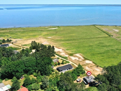 Hyggeligt træsommerhus med panoramaudsigt over Vadehavet