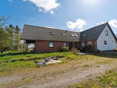 Hovedvejen 35, Purhus, 8990 Fårup