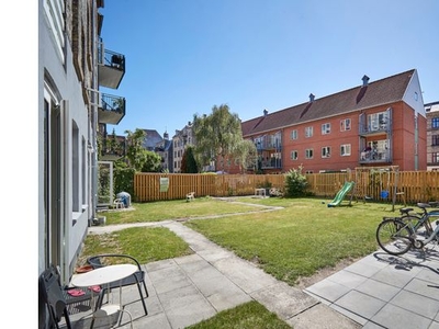 Lej 4-værelses lejlighed på 151 m² i København K