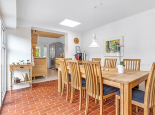 479-2986 Islandsvej 17 - Charmerende villa i Herning midtby med moderne opdateringer og skøn have