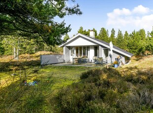 Sommerhusidyl i naturskønne Ho – tæt på Vadehavet og Hvidbjerg Strand