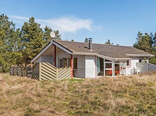 Idyllisk spasommerhus med fredfyldt beliggenhed nær skov, strand og by